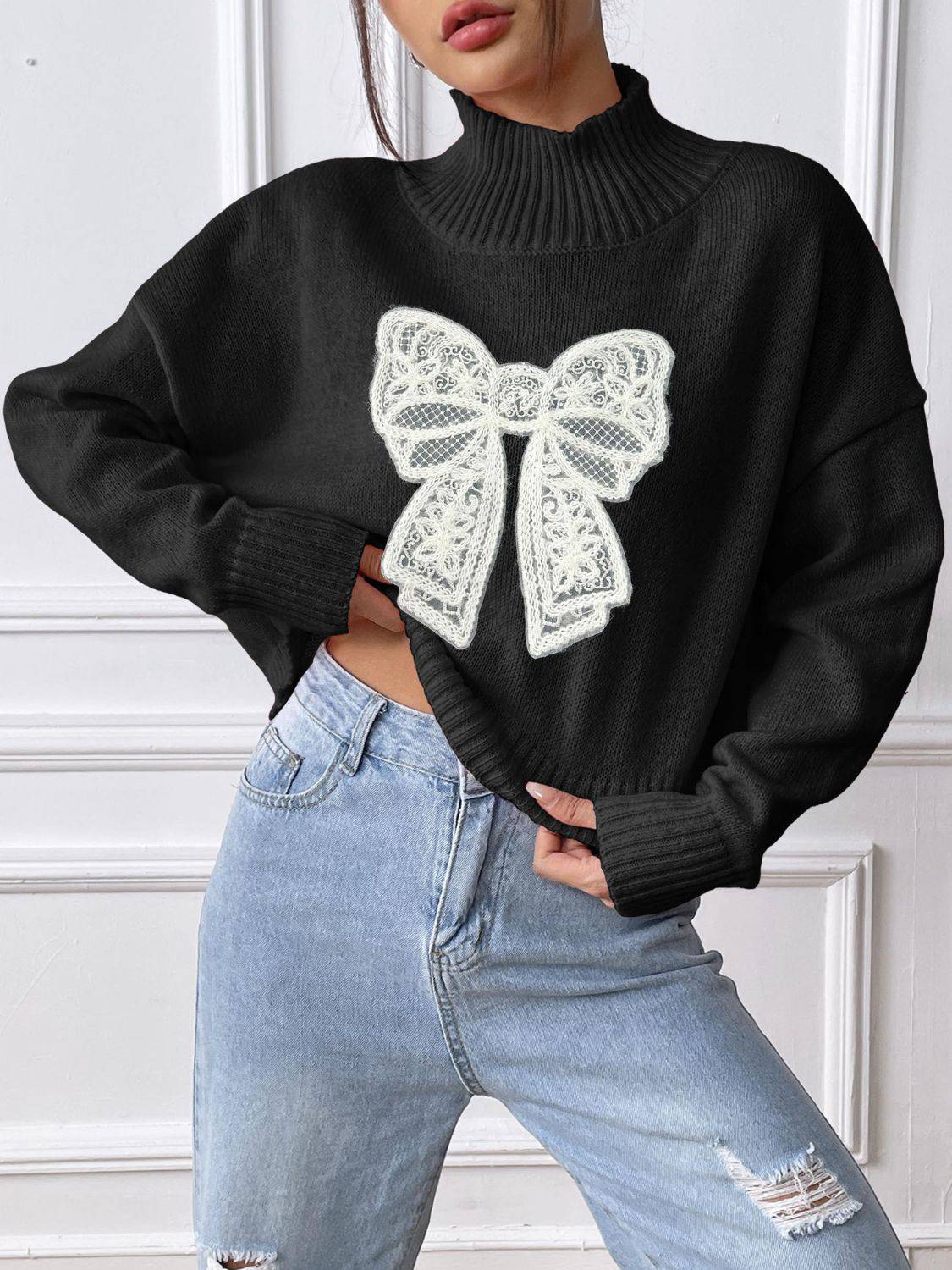 Rollkragenpullover mit Schleife und langem Arm