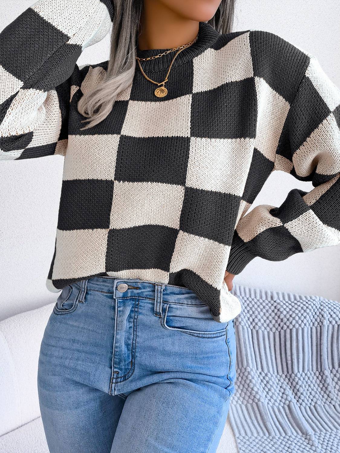 Karierter Pullover mit Stehkragen und langen Ärmeln