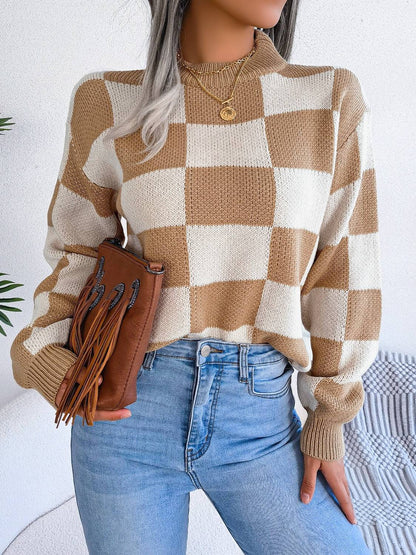 Karierter Pullover mit Stehkragen und langen Ärmeln