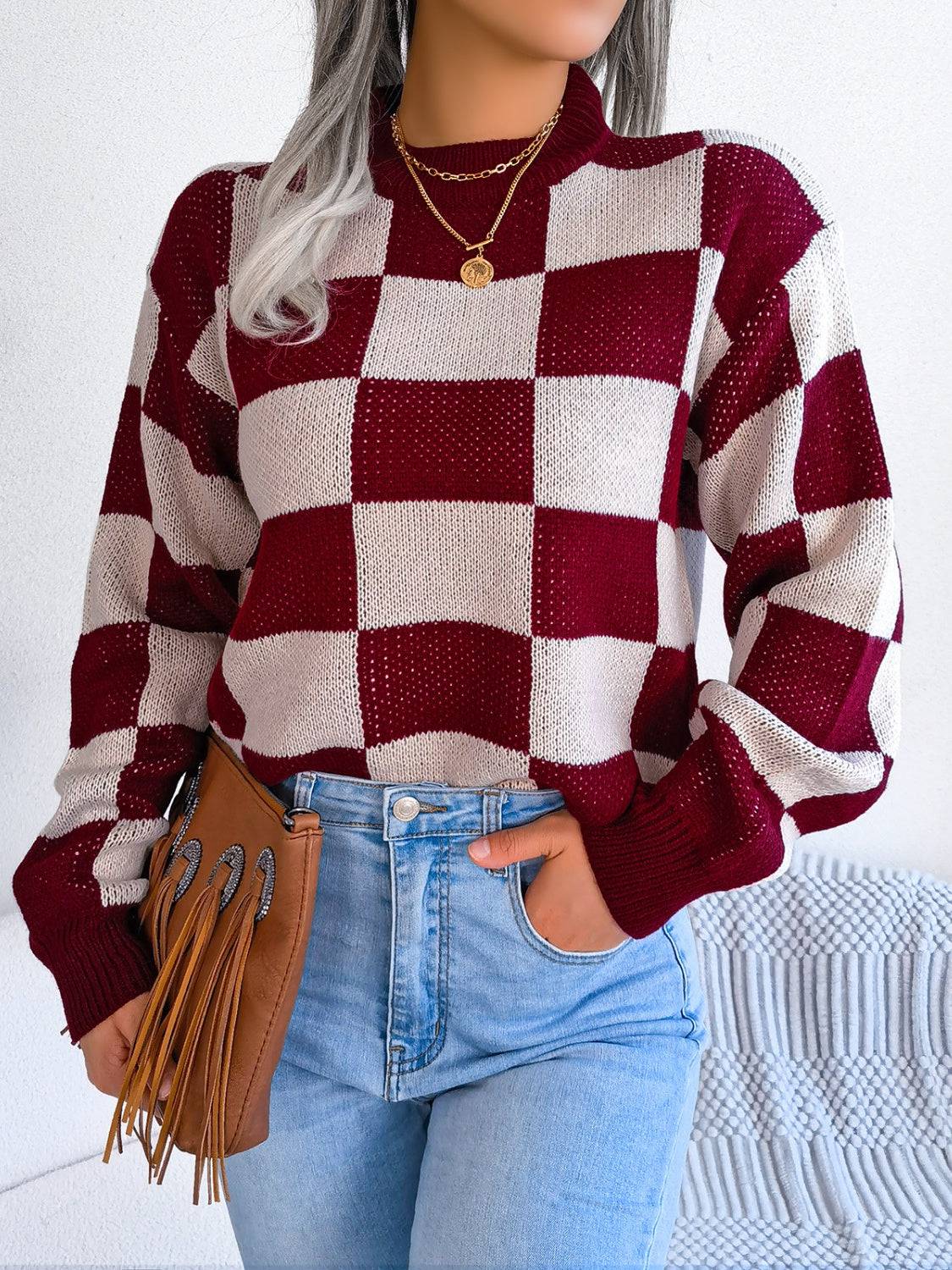 Karierter Pullover mit Stehkragen und langen Ärmeln