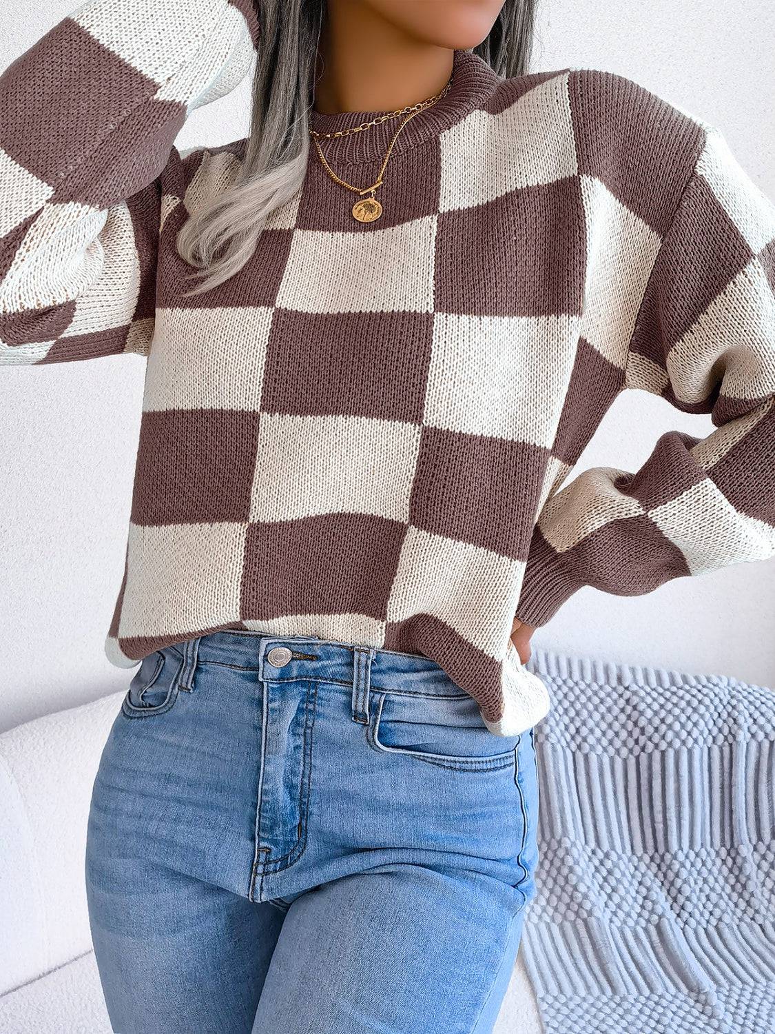 Karierter Pullover mit Stehkragen und langen Ärmeln