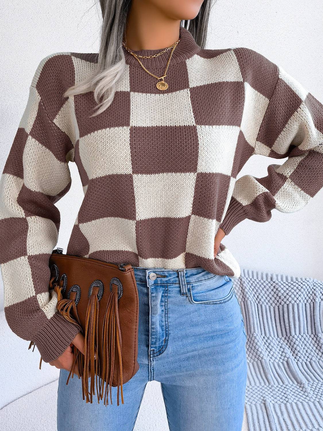 Karierter Pullover mit Stehkragen und langen Ärmeln