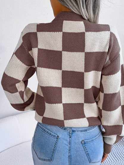 Karierter Pullover mit Stehkragen und langen Ärmeln