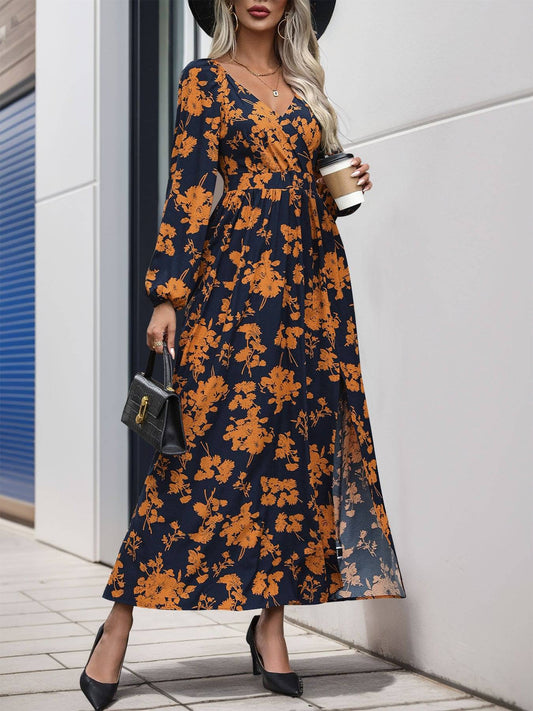 Langärmliges Midikleid mit Schlitz und Print