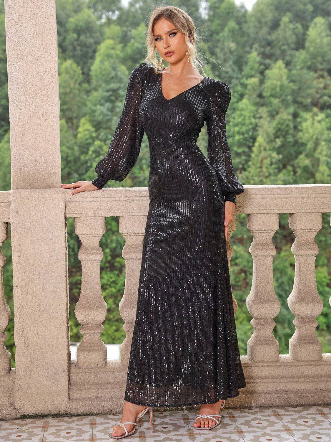 Maxikleid mit Pailletten und V-Ausschnitt und Laternenärmeln