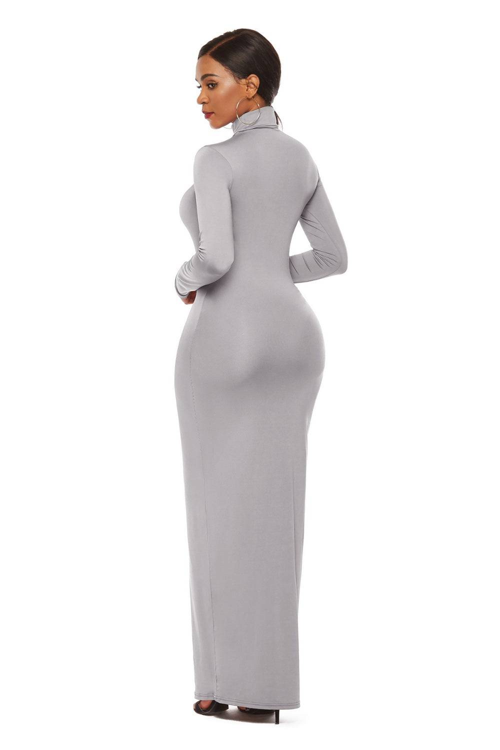 Schmales Maxikleid mit Stehkragen und langen Ärmeln