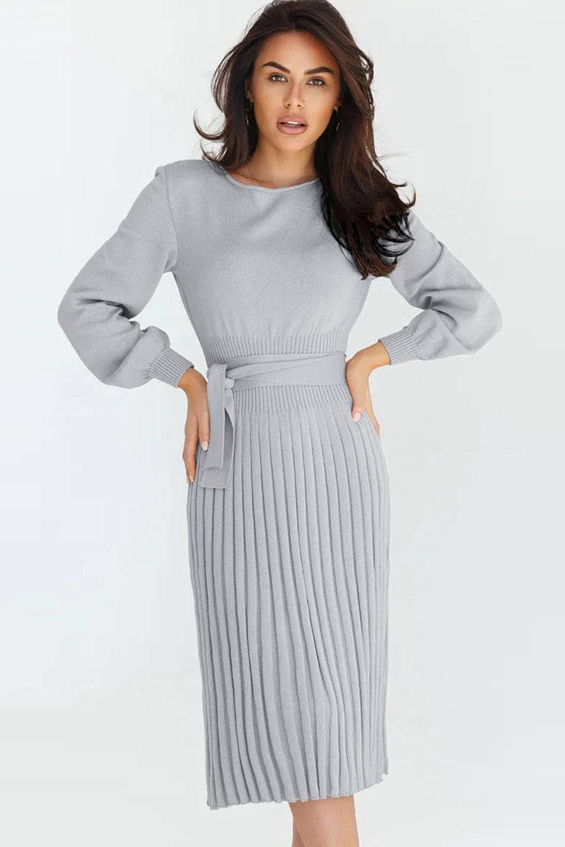 Plissiertes Pulloverkleid mit Rundhalsausschnitt und langen Ärmeln