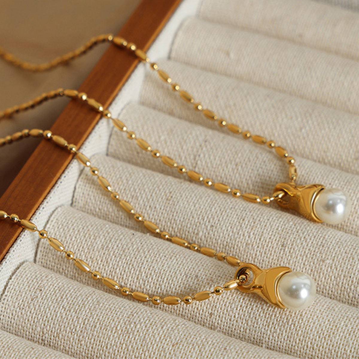 Titanium Steel Pearl Pendant Necklace - Siennasass