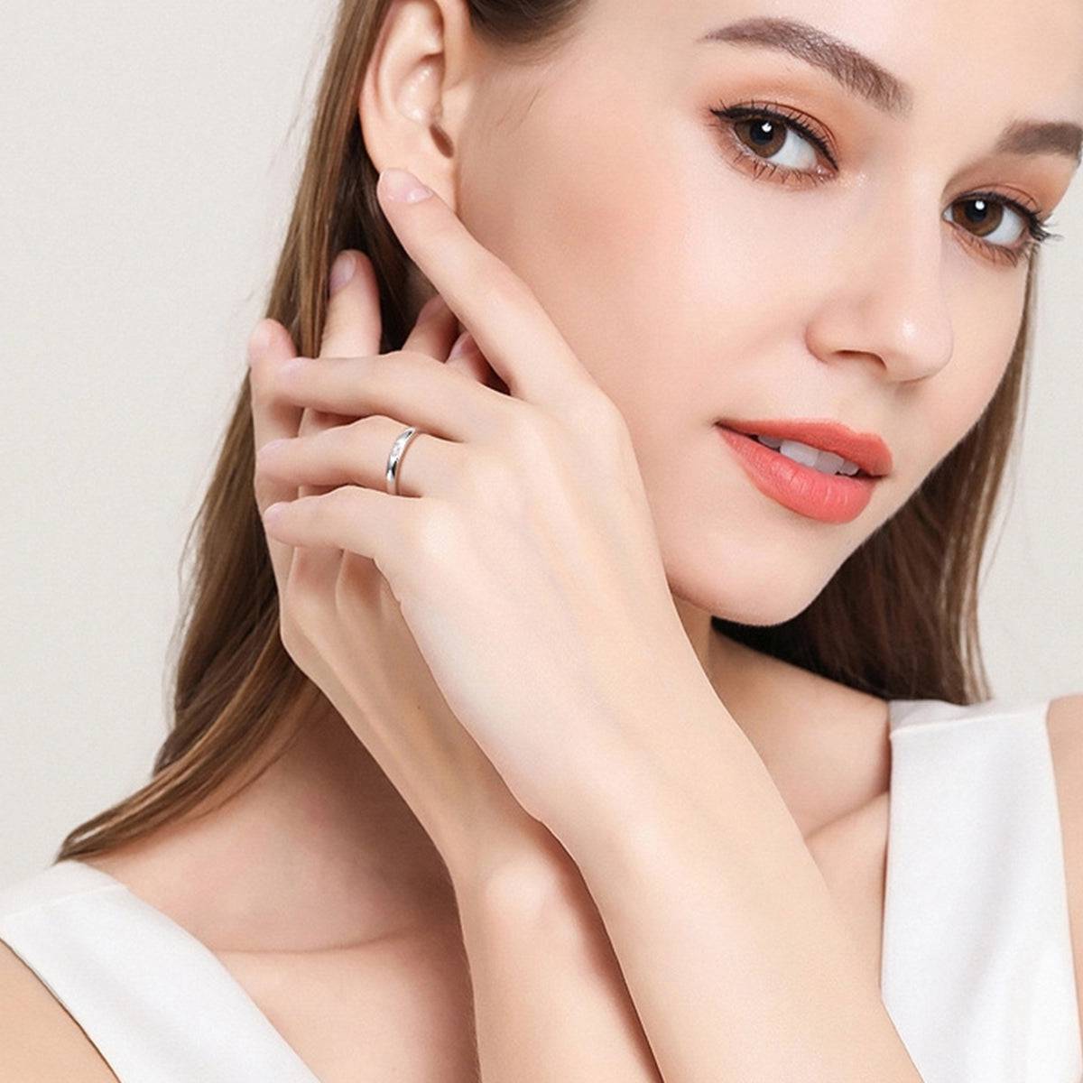 925 Sterling Silver Inlaid Moissanite Ring - Siennasass