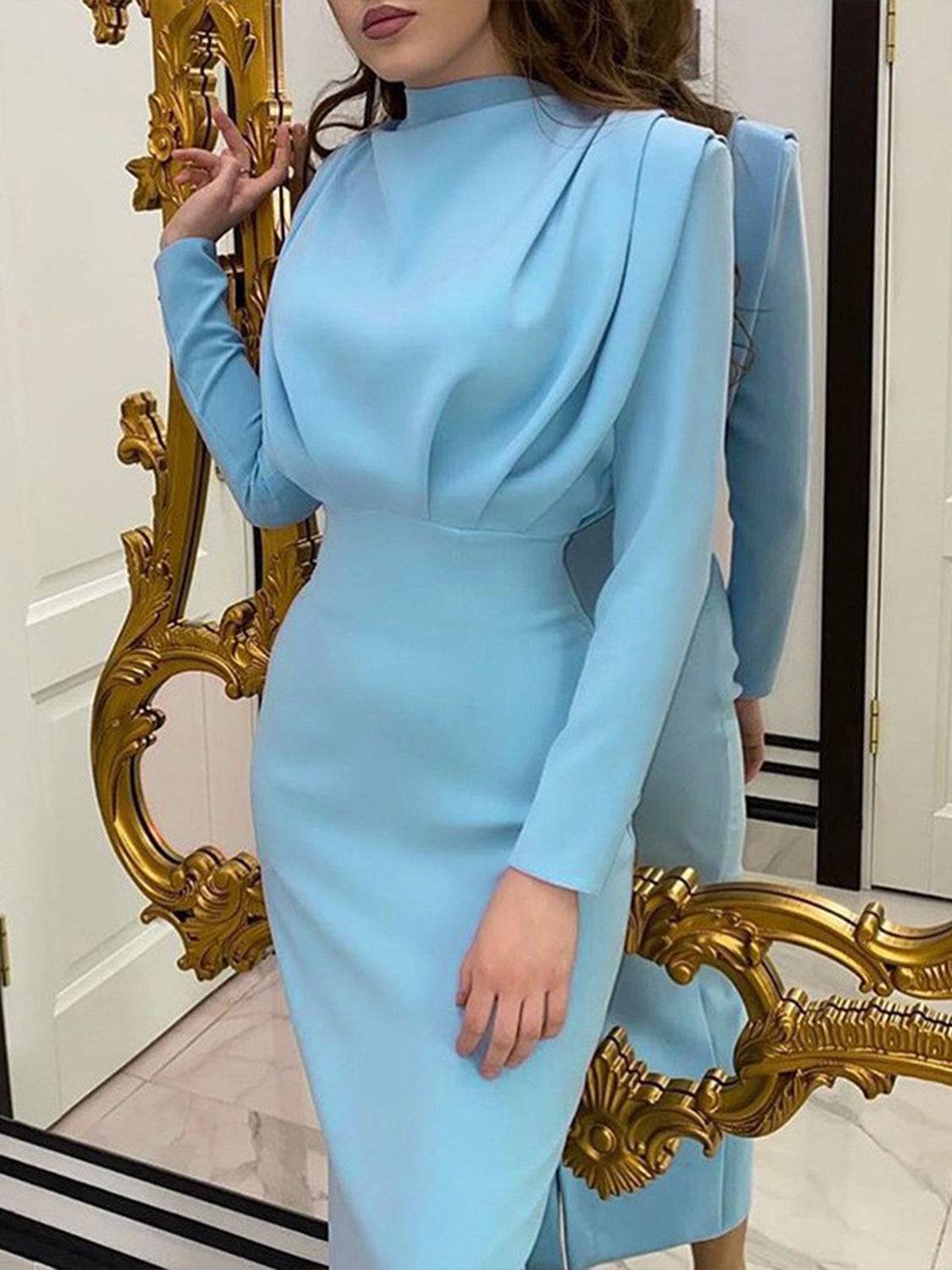 Gerüschtes Rollkragen-Langarmkleid