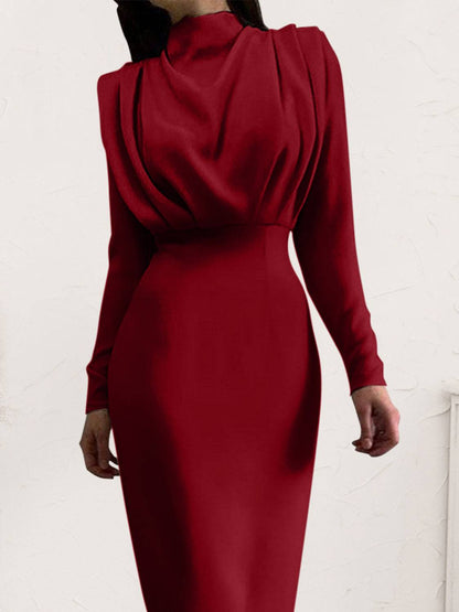 Gerüschtes Rollkragen-Langarmkleid