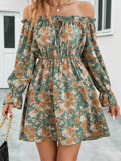 Geblümtes, schulterfreies Kleid mit Volantärmeln