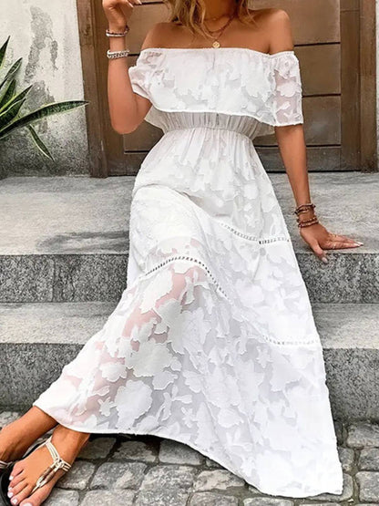 Schulterfreies, kurzärmliges Maxikleid