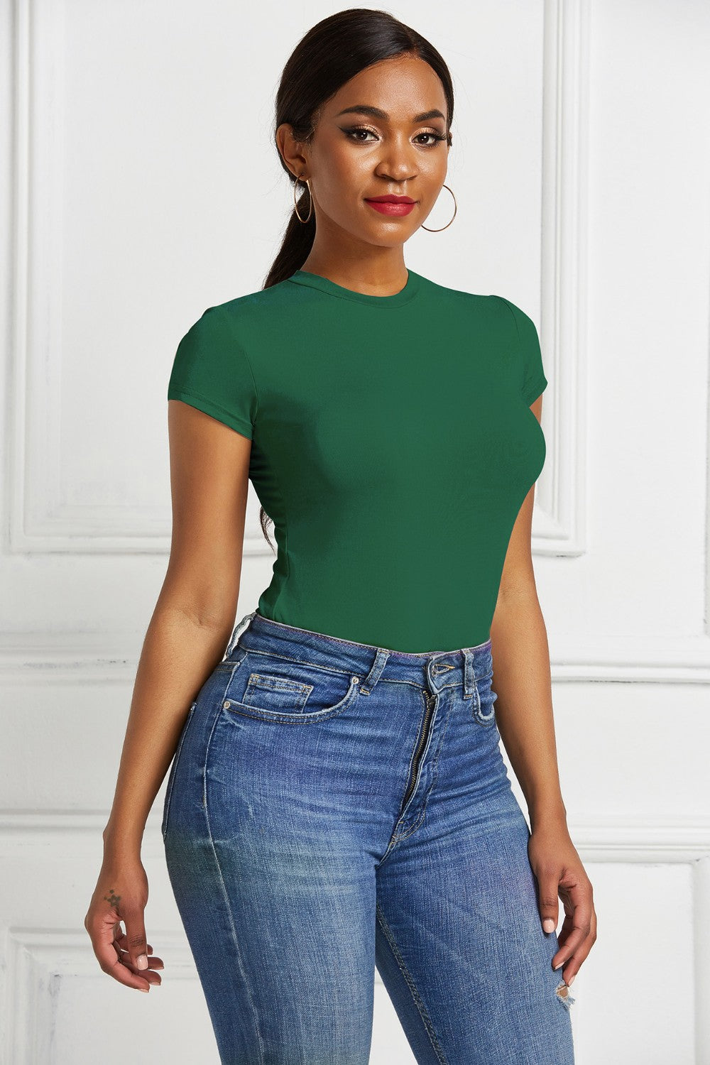 Round Neck Short Sleeve Bodysuit - Siennasass