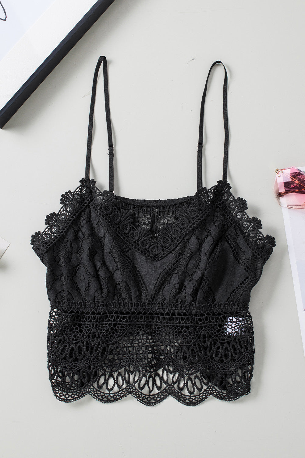 V-Neck Lace Cropped Cami - Siennasass