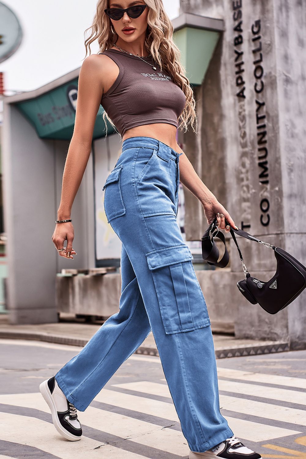Buttoned High Waist Loose Fit Jeans - Siennasass