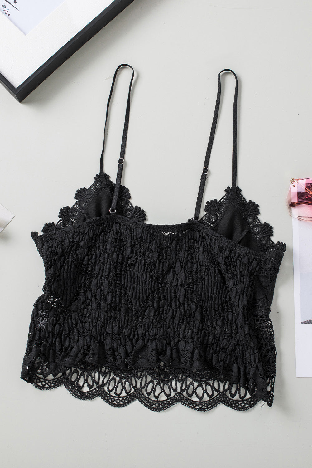 V-Neck Lace Cropped Cami - Siennasass