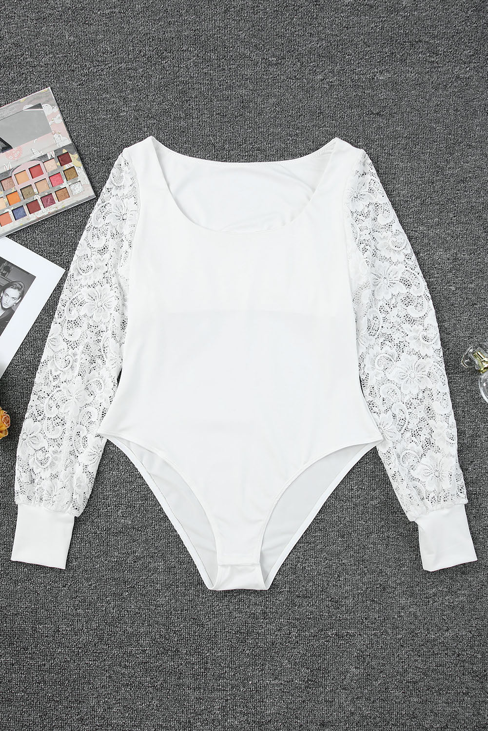 Lace Detail Scoop Neck Long Sleeve Bodysuit - Siennasass
