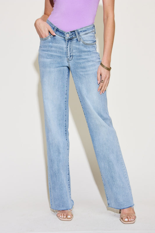 Judy Blue Full Size V Front Waistband Straight Jeans - Siennasass
