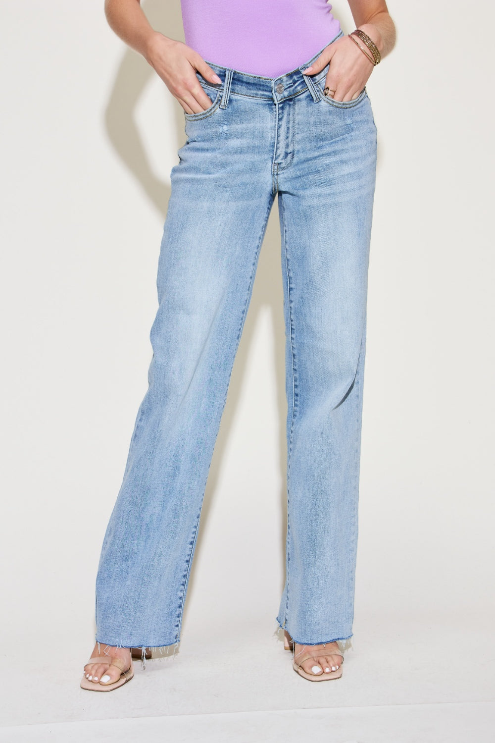 Judy Blue Full Size V Front Waistband Straight Jeans - Siennasass