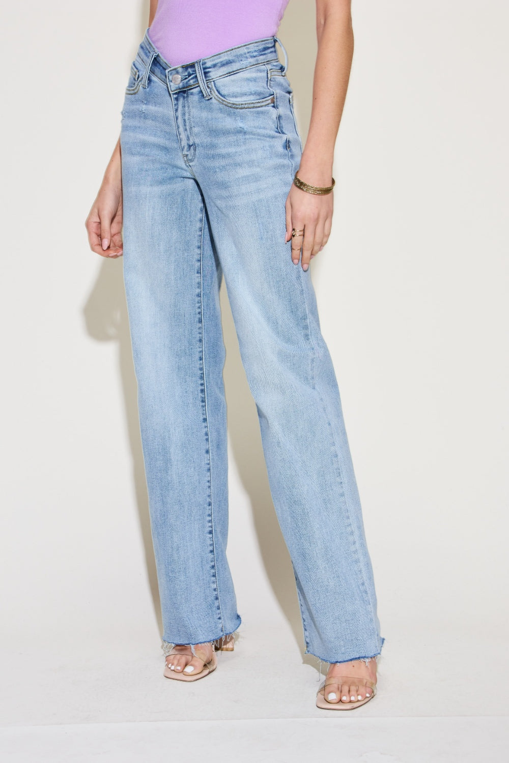 Judy Blue Full Size V Front Waistband Straight Jeans - Siennasass