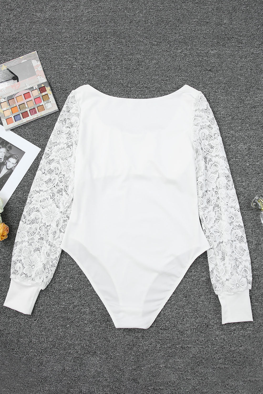 Lace Detail Scoop Neck Long Sleeve Bodysuit - Siennasass