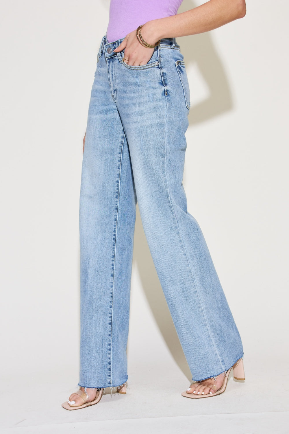 Judy Blue Full Size V Front Waistband Straight Jeans - Siennasass